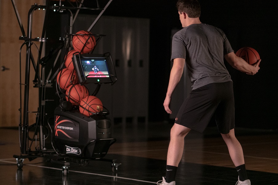 Antrenamente automatizate cu Dr. Dish Basketball